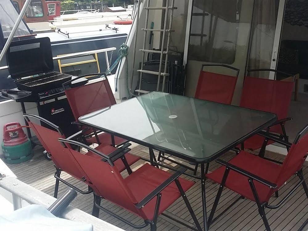 Hotel Luxury Classic French Motor Yacht 3*
